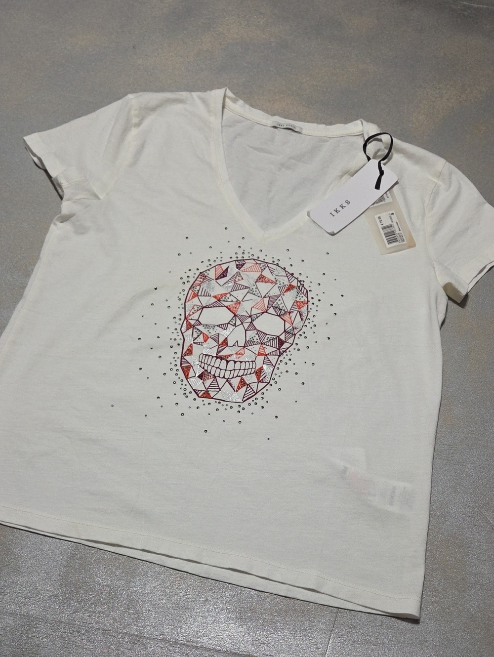 Ikks Cream V-Neck Tee with Red Geometric Skull Print Retail 70.00